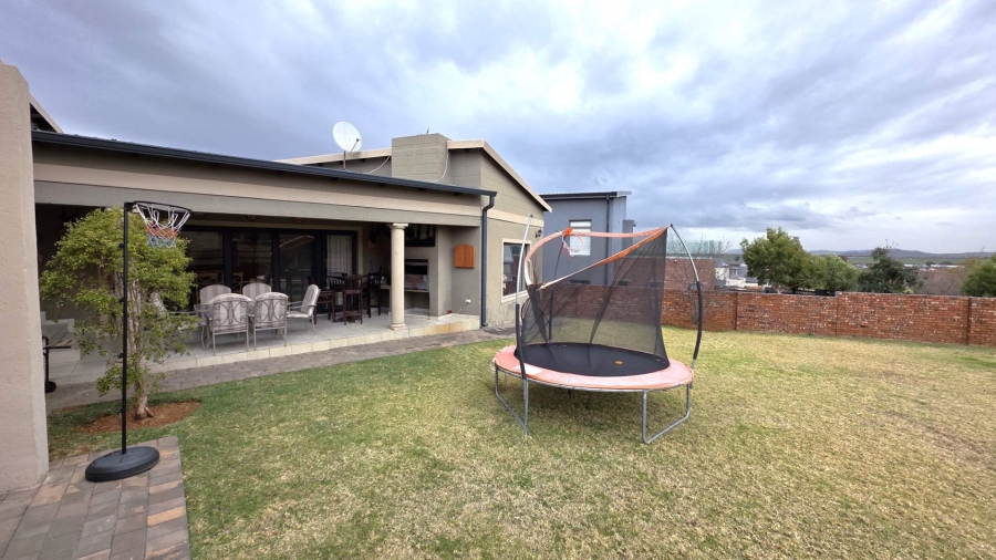 3 Bedroom Property for Sale in Seasons Lifestyle Estate North West